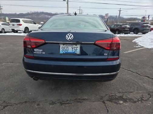 2018 Volkswagen Passat 2.0T SE w/ Technology