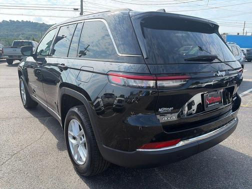 Diamond Black 2025 Jeep Grand Cherokee Laredo X