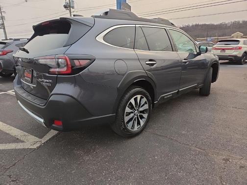 2024 Subaru Outback Touring