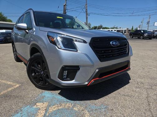 Ice Silver Metallic 2023 Subaru Forester Sport