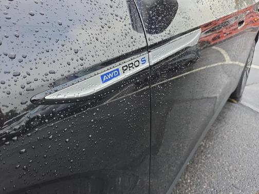 2023 Volkswagen ID.4 Pro S Plus