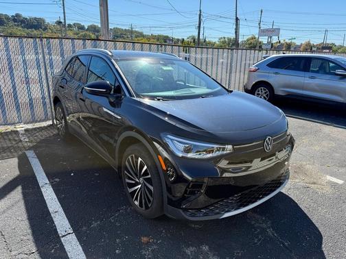 2023 Volkswagen ID.4 Pro S Plus
