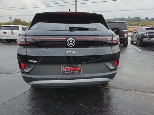 2023 Volkswagen ID.4 Pro S Plus