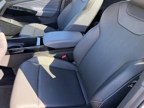 2023 Volkswagen ID.4 Pro S Plus