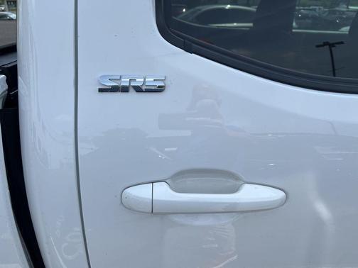 Super White 2017 Toyota Tacoma SR5