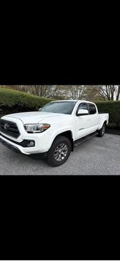 2017 Toyota Tacoma SR5