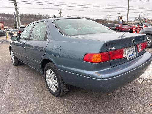 2001 Toyota Camry CE
