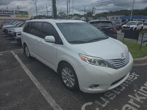 Blizzard Pearl 2015 Toyota Sienna Limited Premium