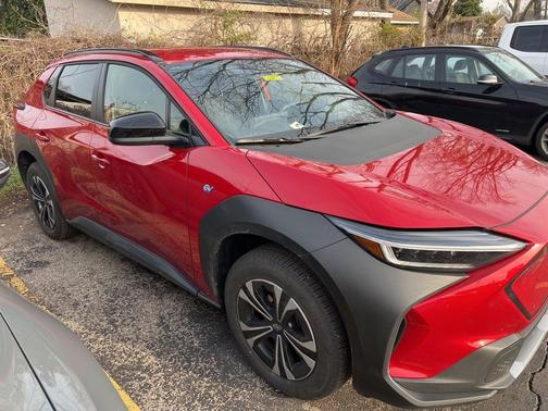 2025 Subaru Solterra Premium