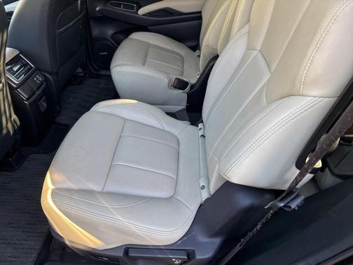 2023 Subaru Ascent Limited 7-Passenger