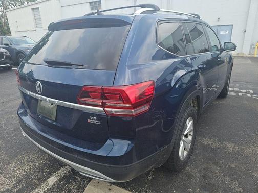 Tourmaline Blue Metallic 2019 Volkswagen Atlas 3.6L SE w/Technology
