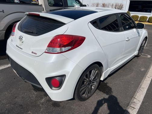 2016 Hyundai Veloster Turbo