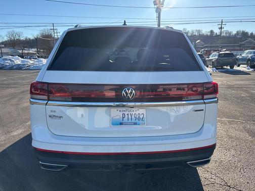 2025 Volkswagen Atlas 2.0T SE