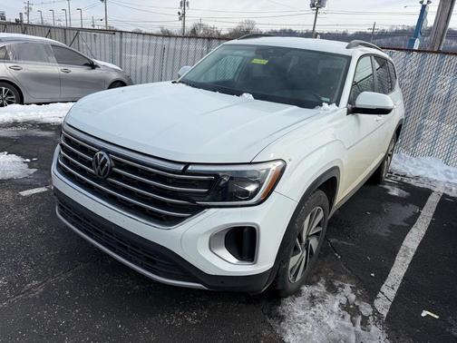 2025 Volkswagen Atlas 2.0T SE