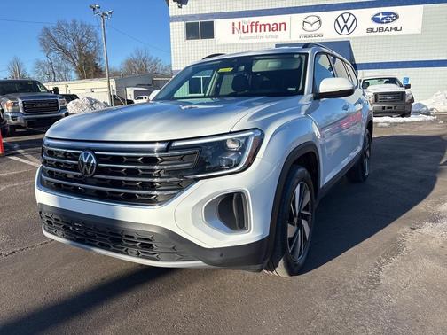 2025 Volkswagen Atlas 2.0T SE