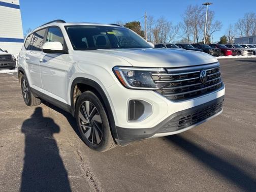 2025 Volkswagen Atlas 2.0T SE