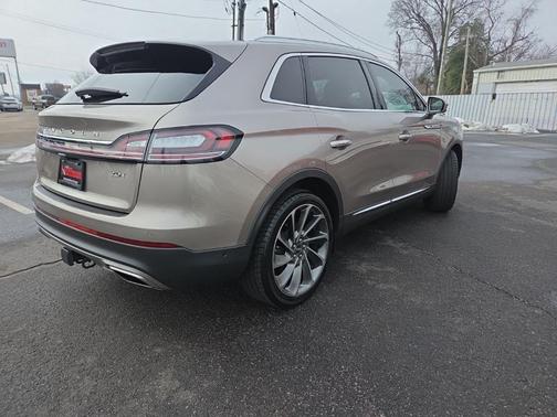 2020 Lincoln Nautilus Reserve