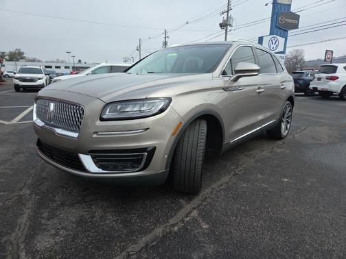 2020 Lincoln Nautilus Reserve