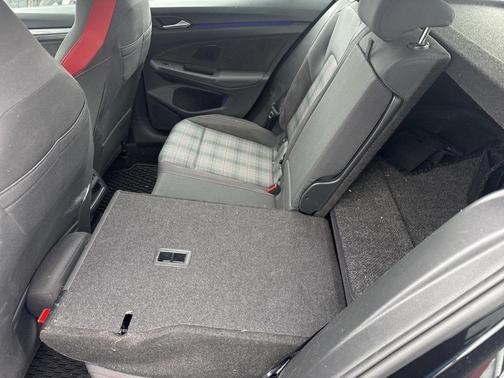 2023 Volkswagen Golf GTI 2.0T SE