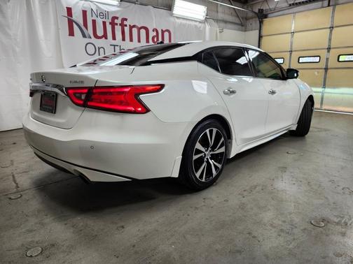 2017 Nissan Maxima 3.5 Platinum