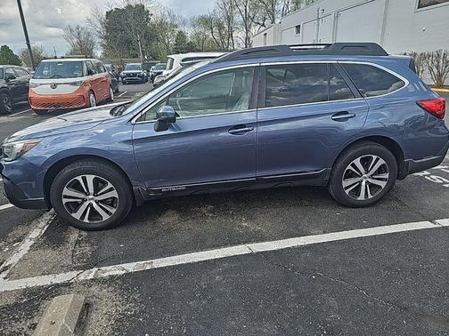 Twilight Blue Metallic 2018 Subaru Outback 2.5i Limited