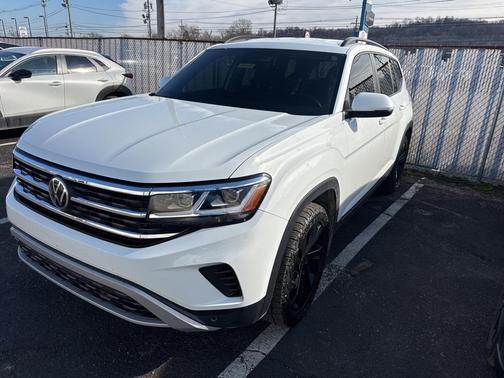 2022 Volkswagen Atlas 3.6L SE w/Technology