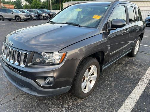 Granite Crystal Clearcoat Metallic 2015 Jeep Compass Sport
