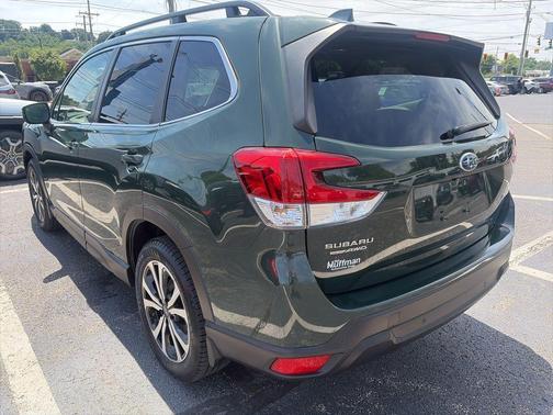 Cascade Green Silica 2022 Subaru Forester Limited