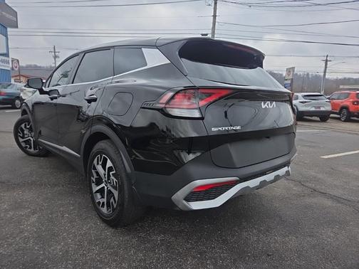 2024 Kia Sportage EX