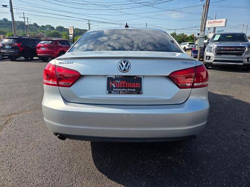 2014 Volkswagen Passat 1.8T SE