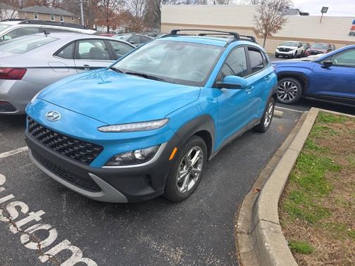 2022 Hyundai KONA SEL
