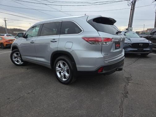 2016 Toyota Highlander Limited