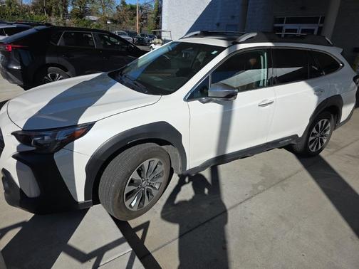 2024 Subaru Outback Touring XT