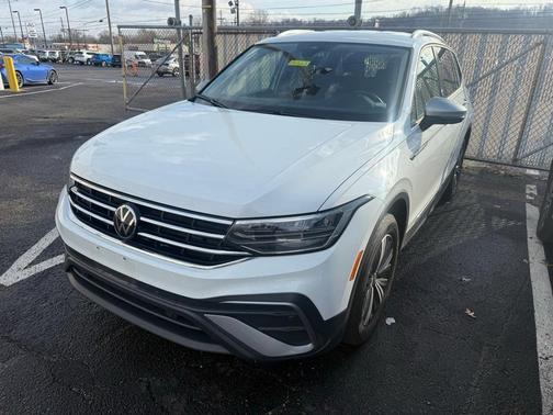 2024 Volkswagen Tiguan 2.0T Wolfsburg Edition