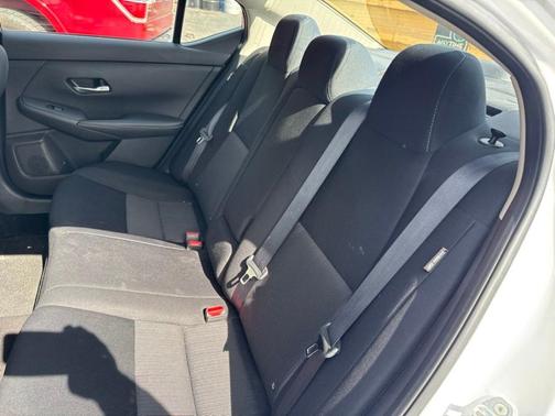 Cloud White 2022 Nissan Sentra SV