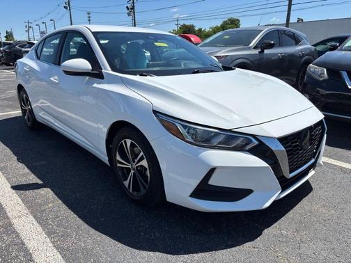 Cloud White 2022 Nissan Sentra SV