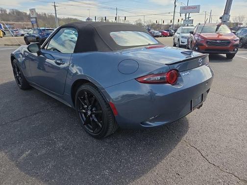 2021 Mazda MX-5 Miata Club