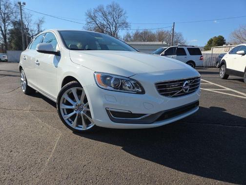 2016 Volvo S60 T5 Inscription Drive-E Platinum