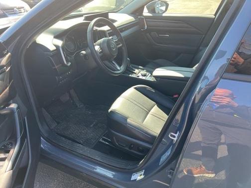 2025 Mazda CX-50 Premium Package