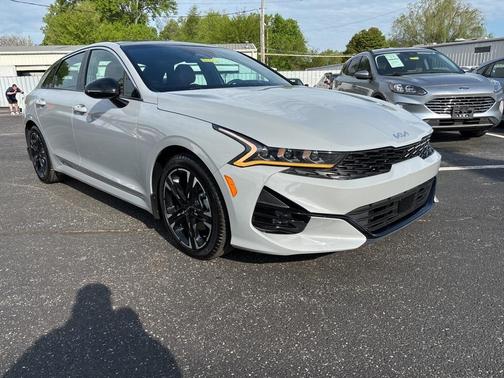 2022 Kia K5 GT-Line