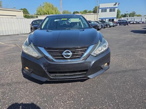 2016 Nissan Altima 2.5 SV