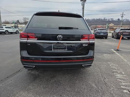 2022 Volkswagen Atlas 2.0T SE w/Technology