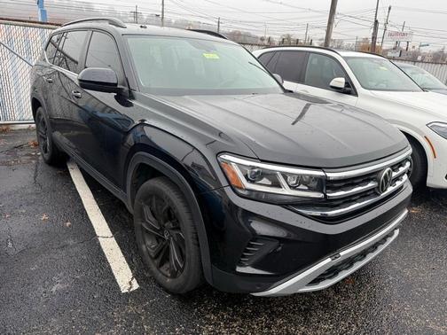 2022 Volkswagen Atlas 2.0T SE w/Technology