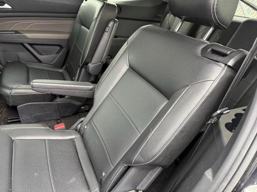 2022 Volkswagen Atlas 2.0T SE w/Technology