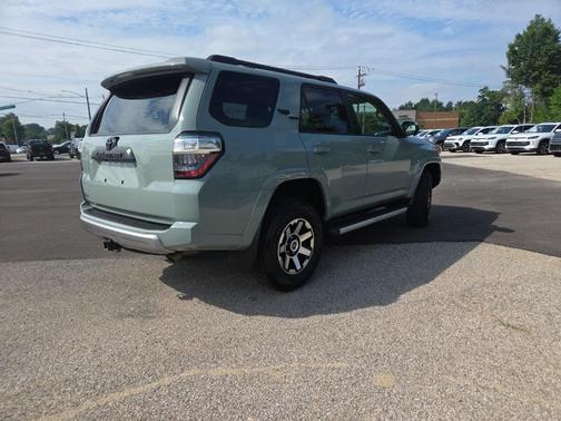 2023 Toyota 4Runner TRD Off Road