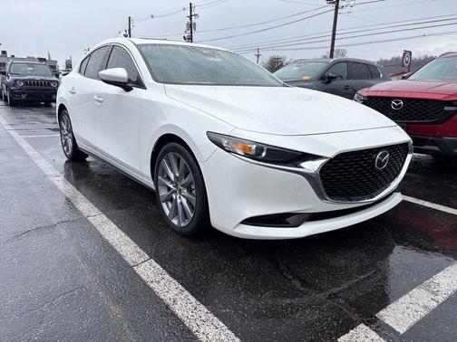 2023 Mazda Mazda3 FWD w/Preferred Package