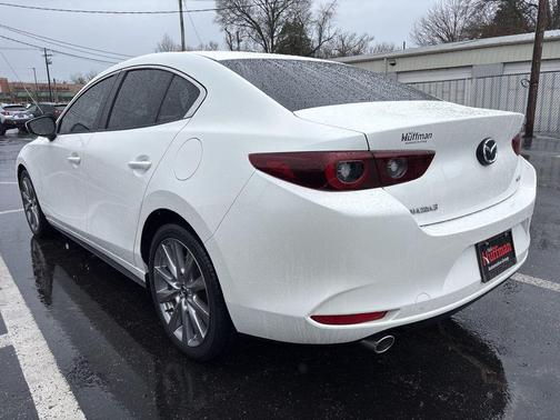 2023 Mazda Mazda3 FWD w/Preferred Package