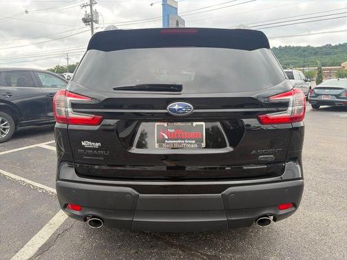 Crystal Black Silica 2023 Subaru Ascent Onyx Edition