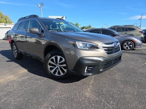 2022 Subaru Outback Premium