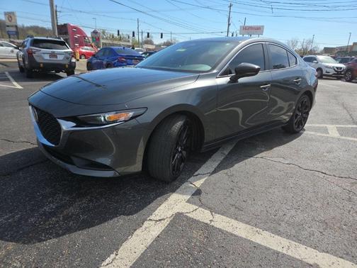 Machine Gray Metallic 2025 Mazda Mazda3 FWD w/Select Package